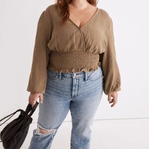 NWT Madewell Plus Lightspun Julianne Smocked-Waist Top